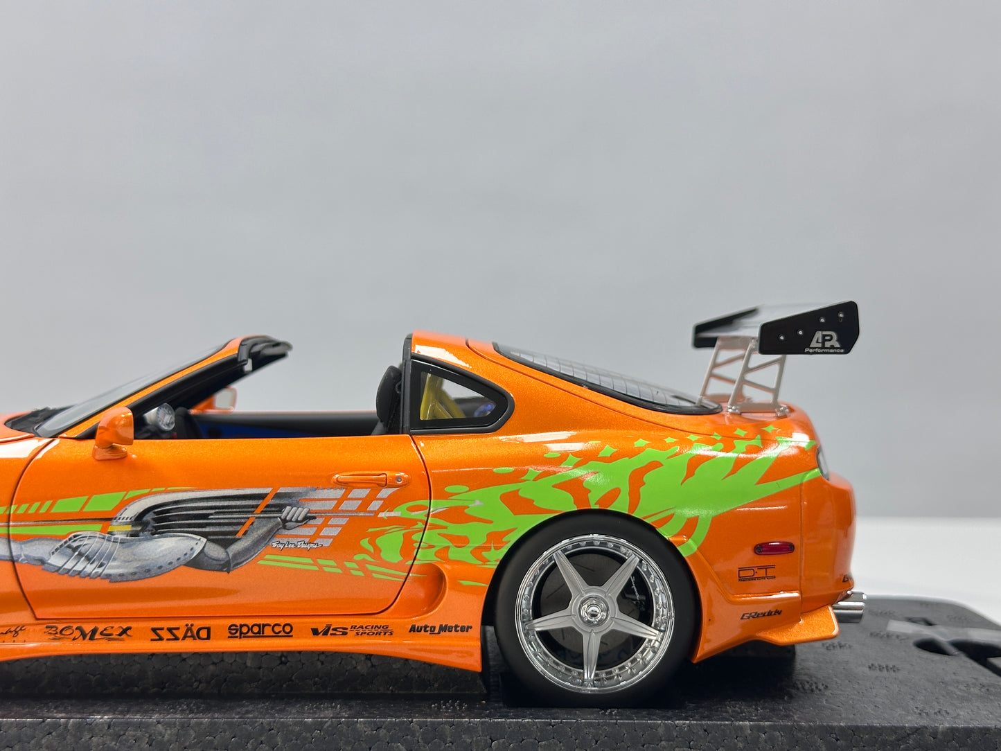 KYOSHO 1/18 Toyota Supra Turbo (Fast & Furious) - Pearl Orange (KY211)