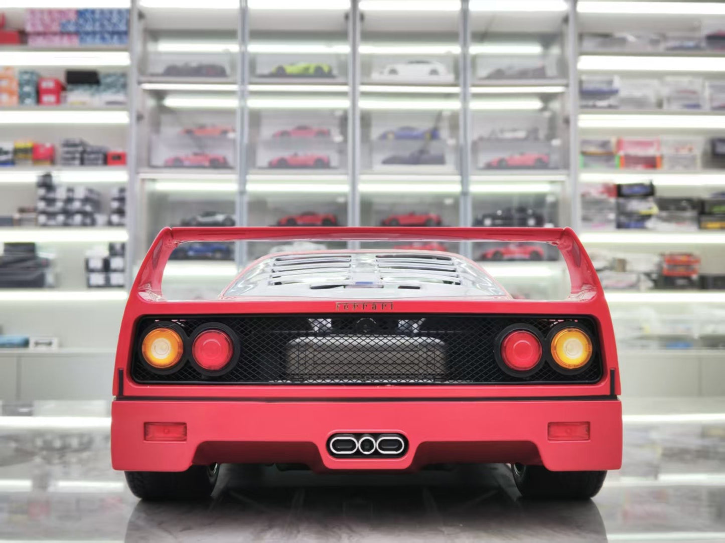 NOREV 1/12 Ferrari F40 Red Alloy Car Model 127902