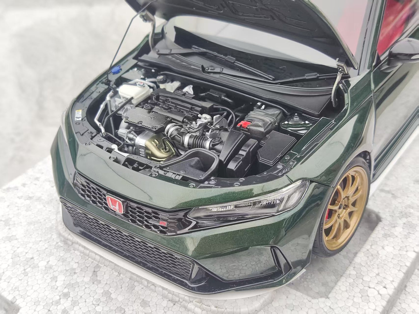 MOTORHELIX 1/18 Honda Civic TYPE R (FL5) Customized Pearl Dark Green MH336