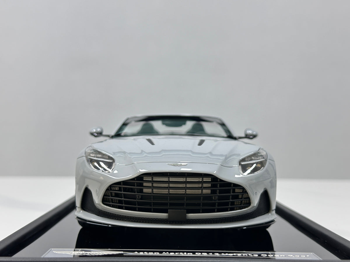 MOTORHELIX 1/18 Aston Martin DB12 Volante (Convertible) - Porcelain Grey - MH396