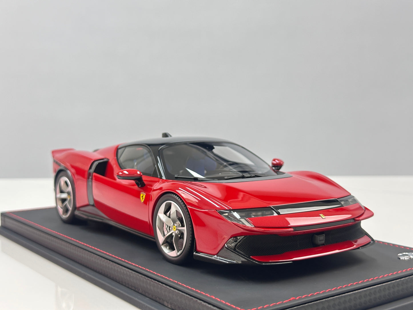 BBR 1/18 Ferrari 849 Testarossa Red P18275A