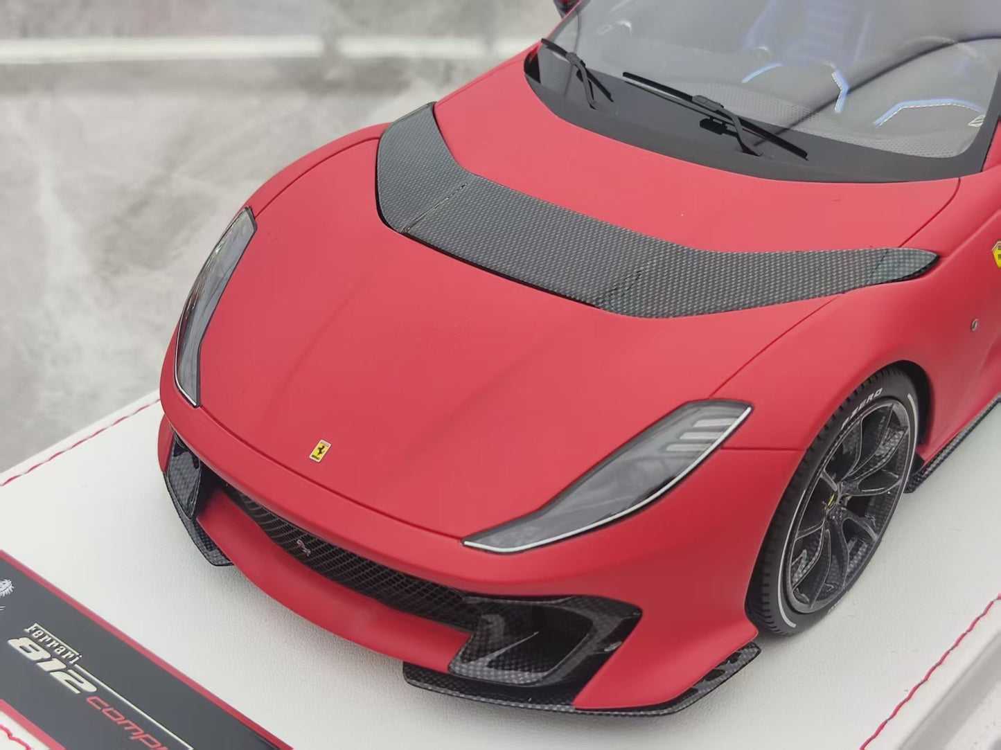 TE 1/18 Ferrari 812 Competizione Matte Red Resin Model JS-TE004