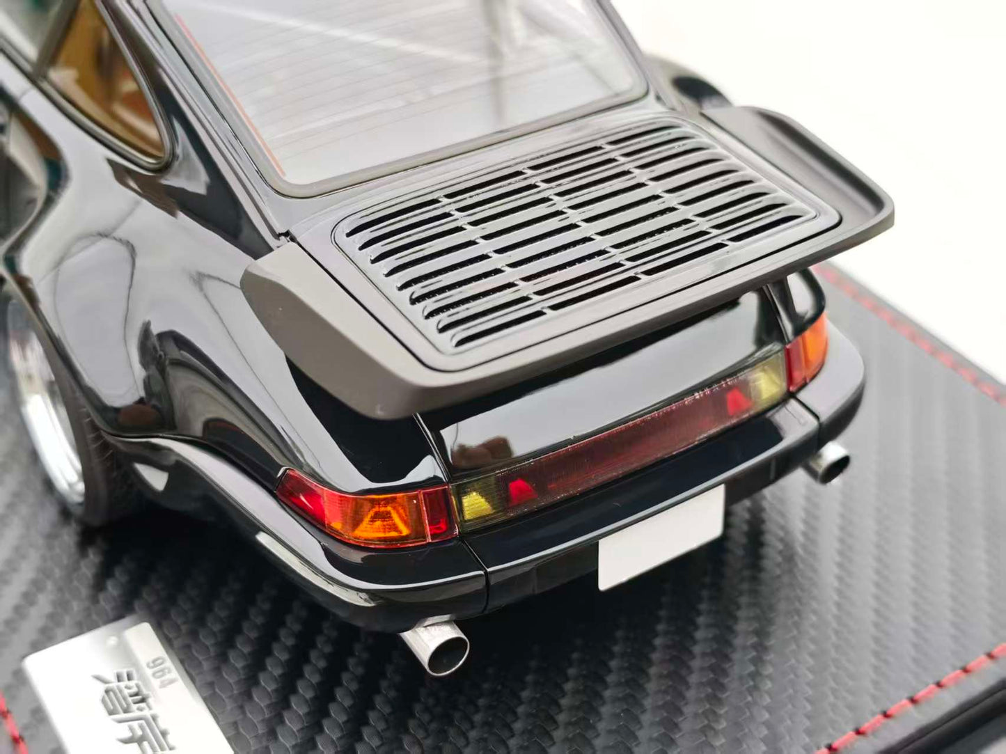 IG 1/18 Porsche Blackbird (964) Black Bayfront IG3593
