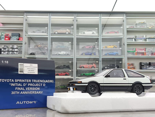 AUTO Art 1/18 Toyota SPRINTER TRUENO (AE86) Initial D Project D Final Version Black and White 78787
