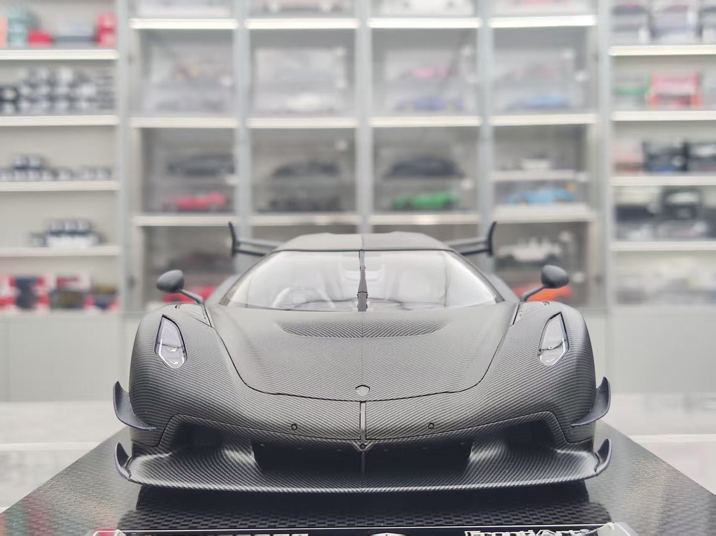 FRONTIART 1/18 Koenigsegg Jekso 7327 Full Carbon FA188