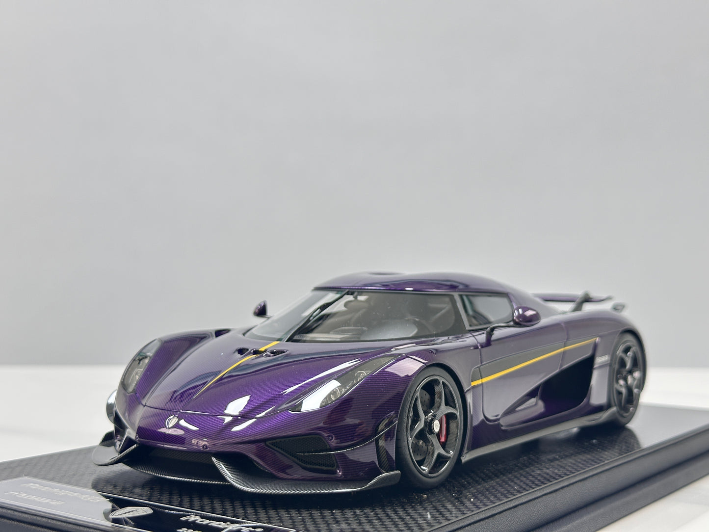 FRONTIART 1/18 Koenigsegg Regera Carbon Purple FA194