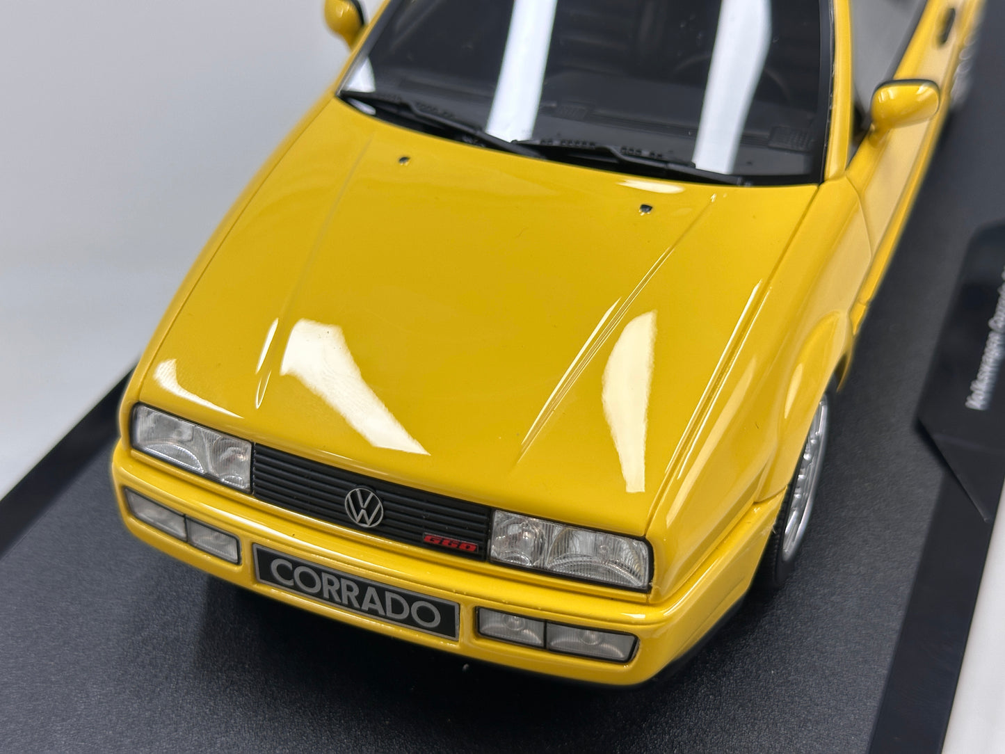 OTTO 1/18 Volkswagen Corrado G60 Yellow OT1385