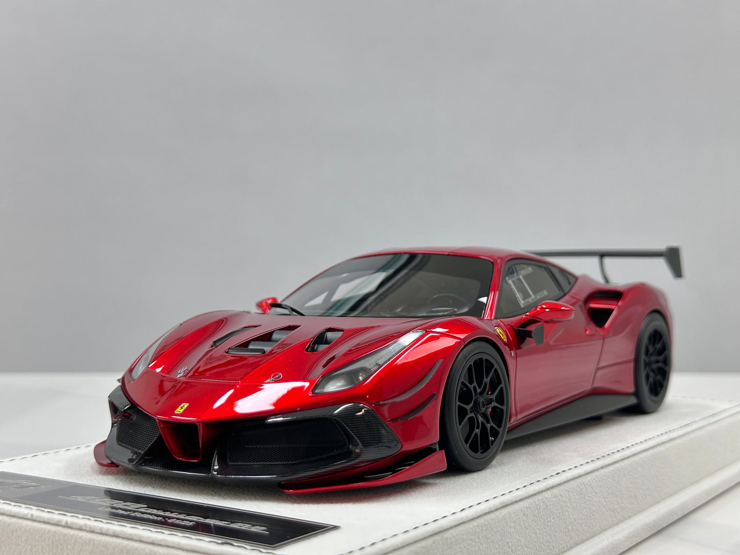 GH MODEL 1/18 Ferrari 488 Challenge Evo Metallic Red GH018