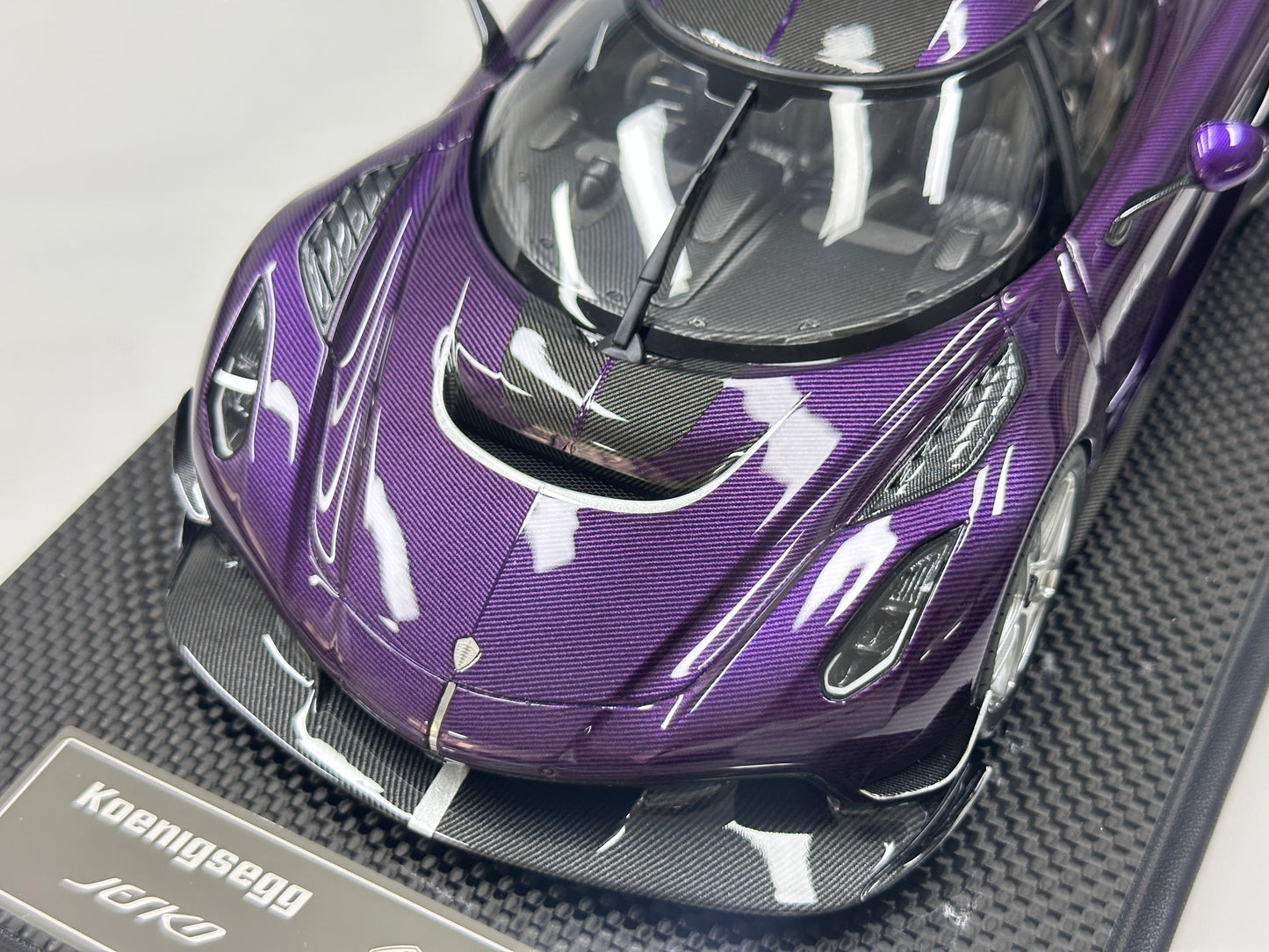 FRONTIART 1/18 Koenigsegg Jesko Carbon Purple FA199