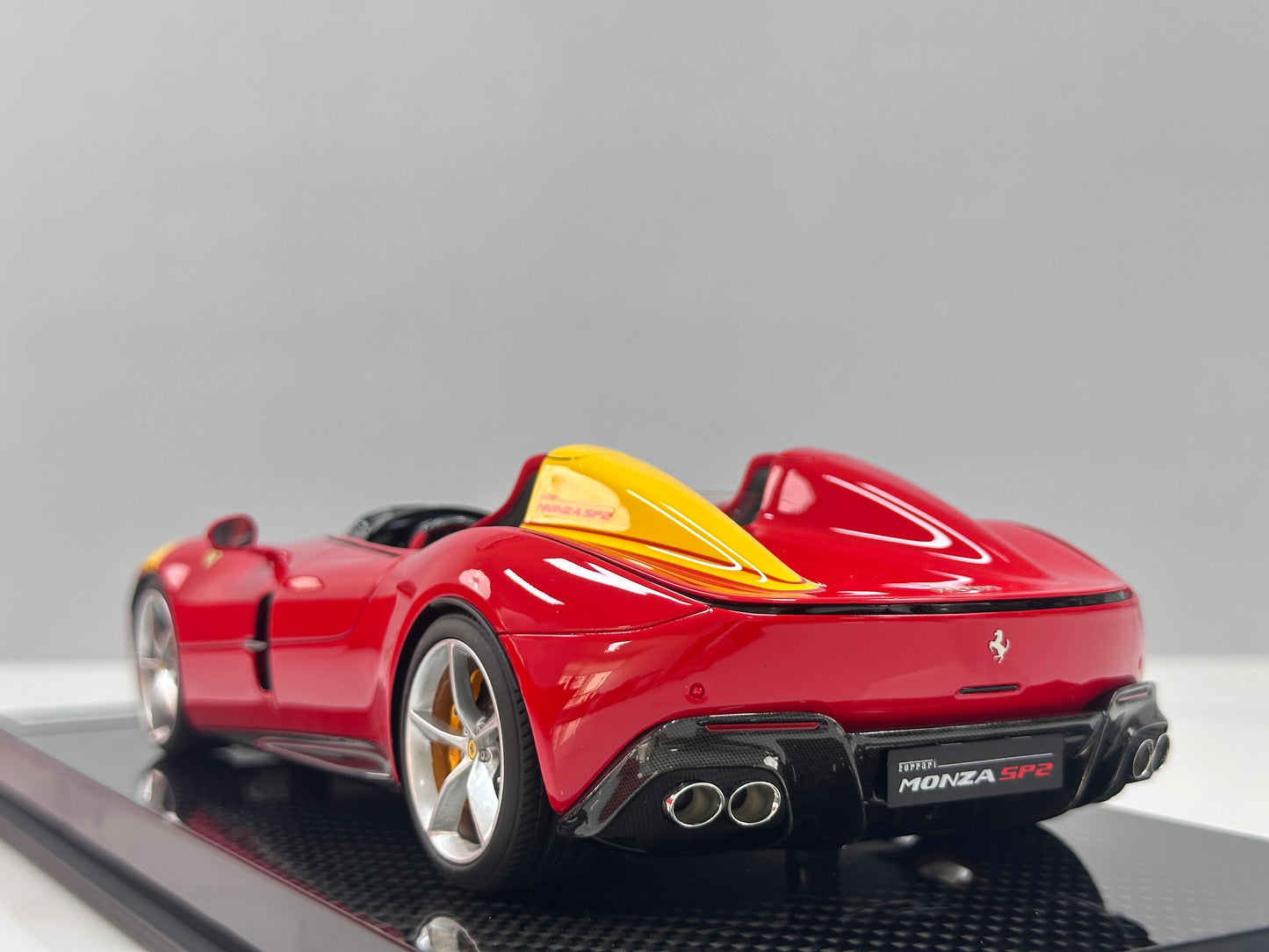 CE 1/18 Ferrari Monza SP2 – Prancing Horse Red (CE012)