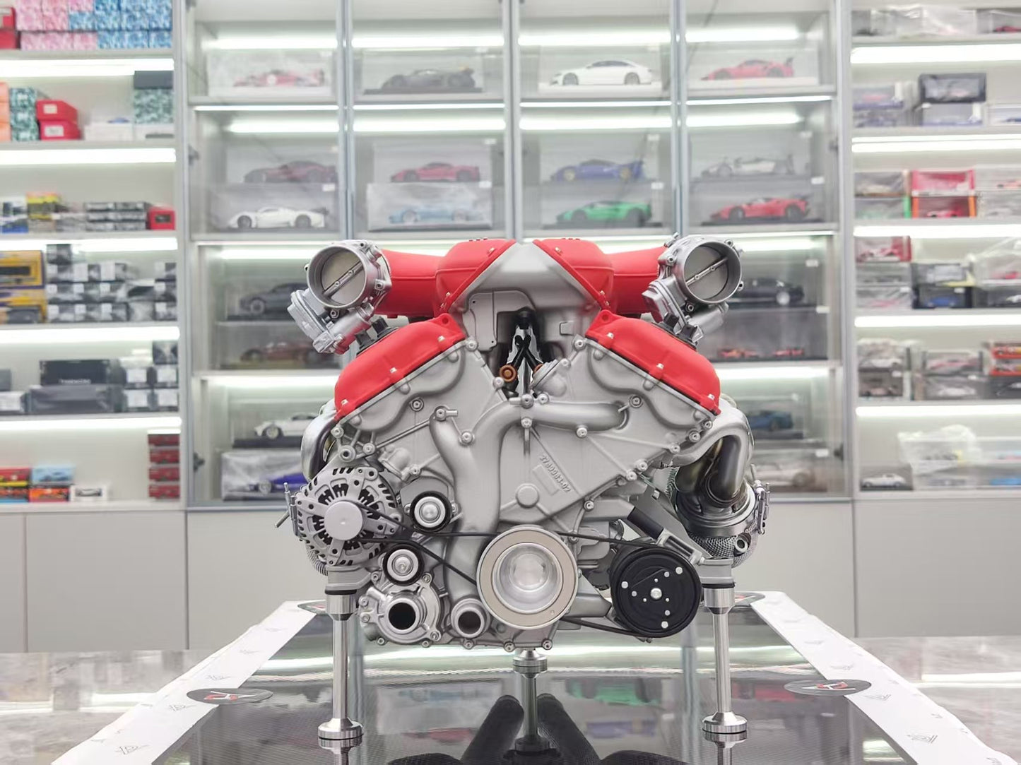Amalgam 1/4 Ferrari 12CILINDRI V12 F140HD Engine and Gearbox M6325-SC1-16