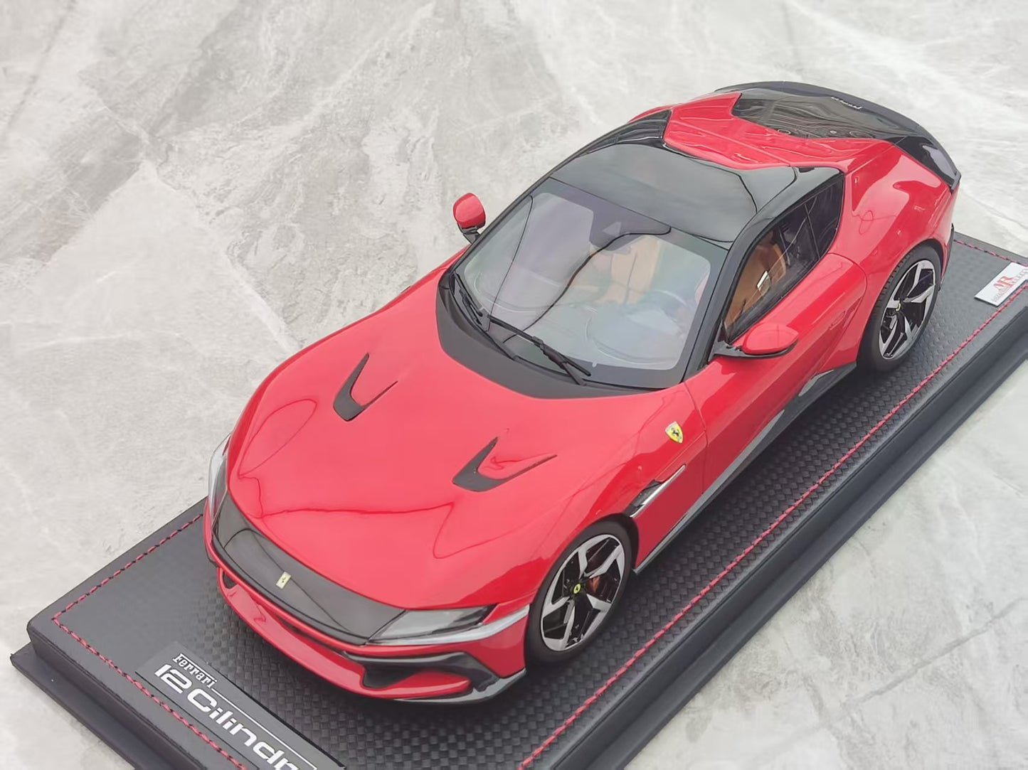 MR 1/18 Ferrari 12 Cilindri Standard Red FE043C