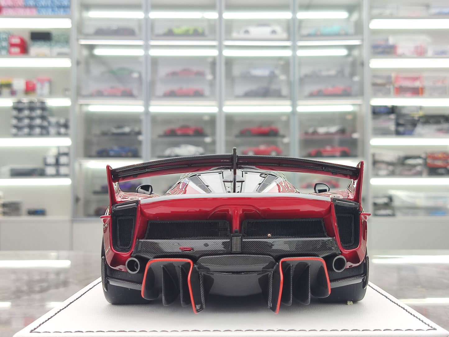 PR 1/18 Ferrari FXXK EVO Metallic Red Limited Edition Car Model PR-001