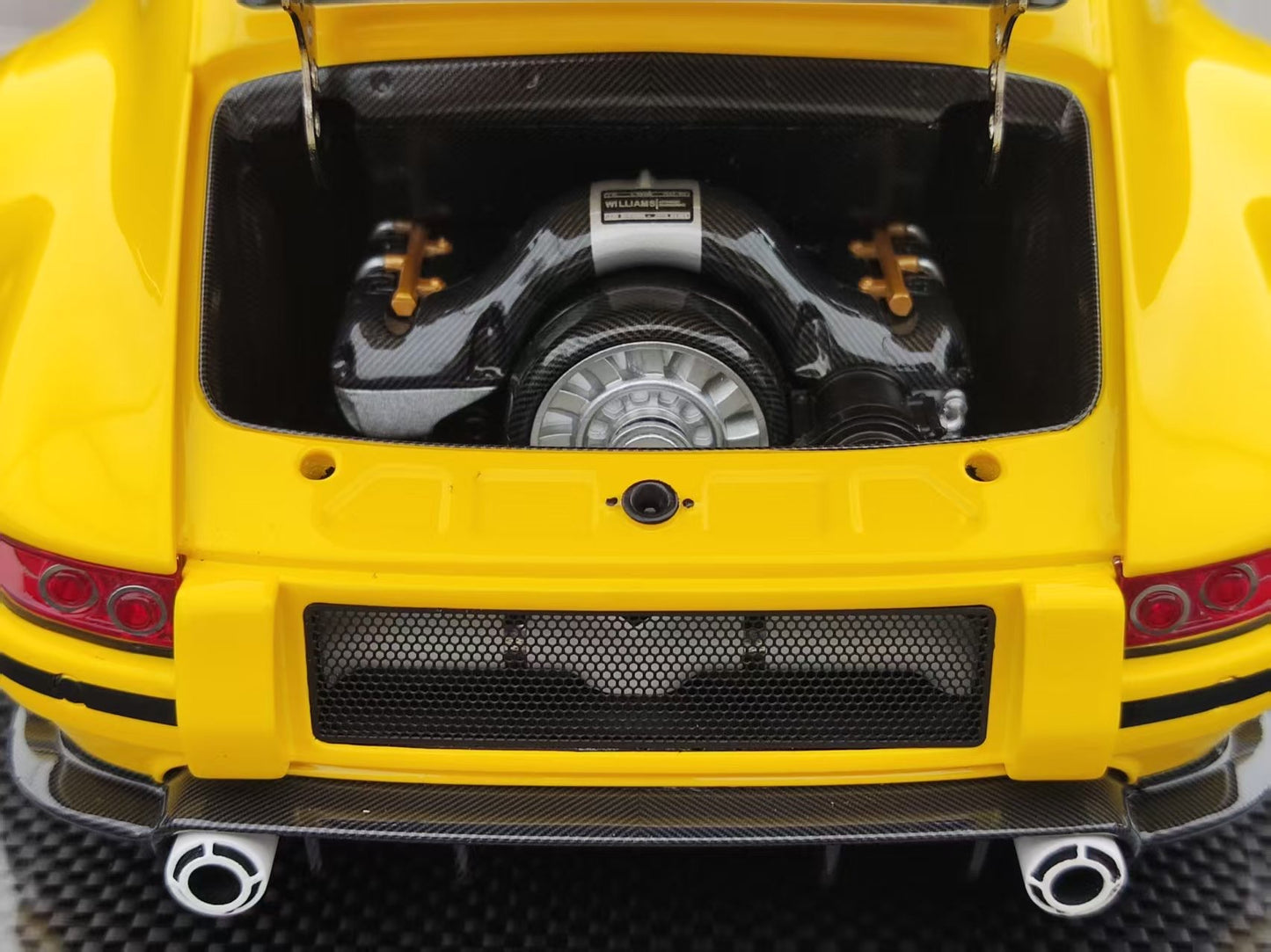 IVY 1/12 Porsche Singer DLS Yellow SM-IVY003