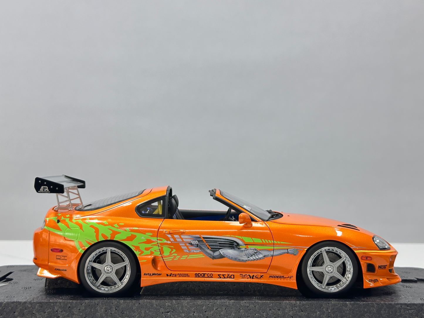 KYOSHO 1/18 Toyota Supra Turbo (Fast & Furious) - Pearl Orange (KY211)