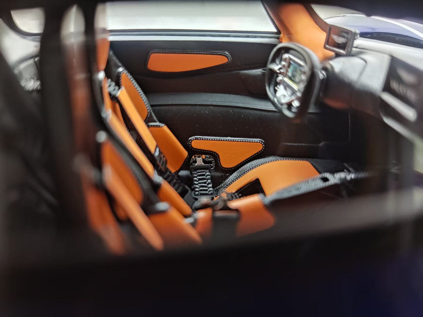 FRONTIART 1/18 Aston Martin Valkyrie, Sapphire Blue, FA181