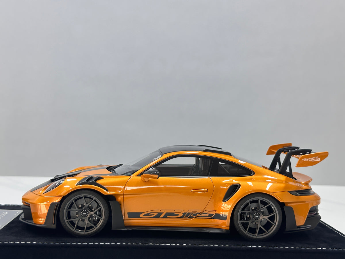 HH Model 1/18 Porsche 992 GT3 RS Volcano Orange HH729