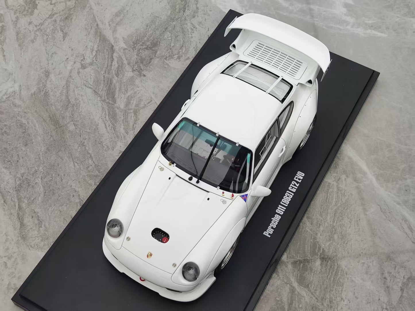GT Spirit 1/18 Porsche 911 [993] GT2 EVO White GT532