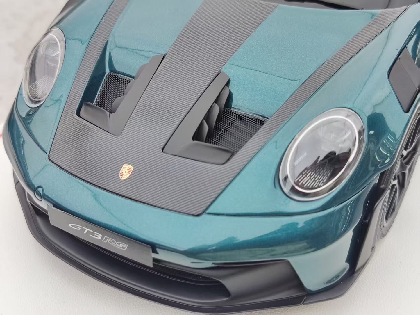 IVY 1/18 Porsche 992 GT3 RS PTS Green/Orange Decals IM1837POB