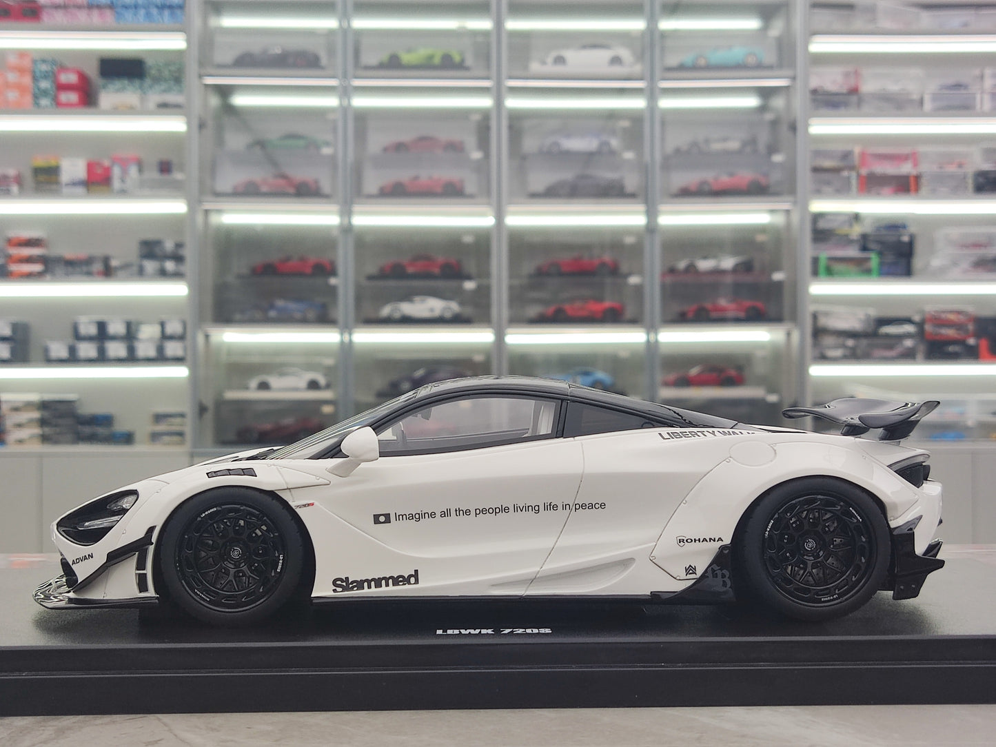 GT Spirit 1/18 McLaren 720S Blanka Simulada Modelaŭto CLDC040