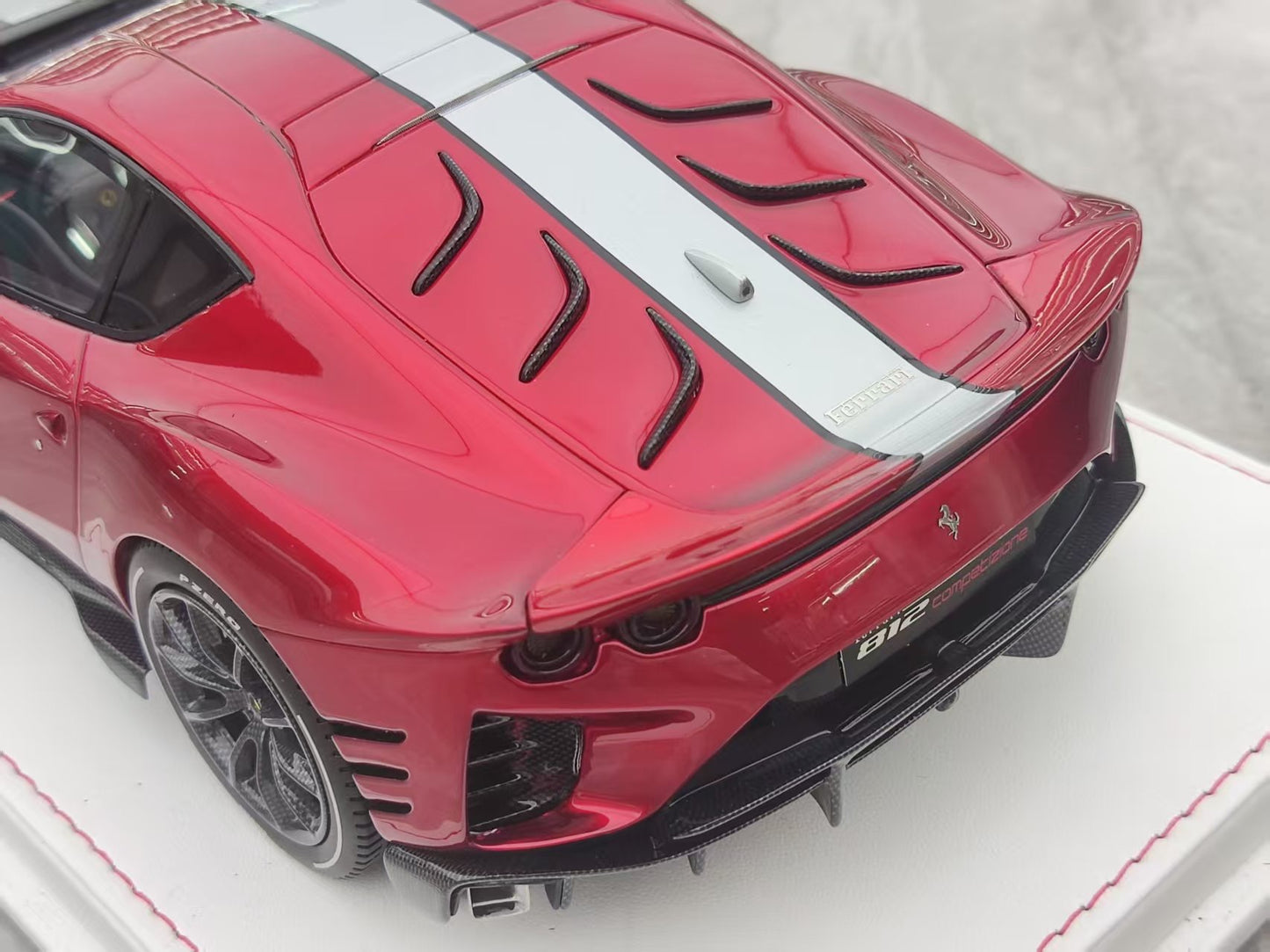 TE 1/18 Ferrari 812 Competizione Metallic Red Collectible Model JS-TE003