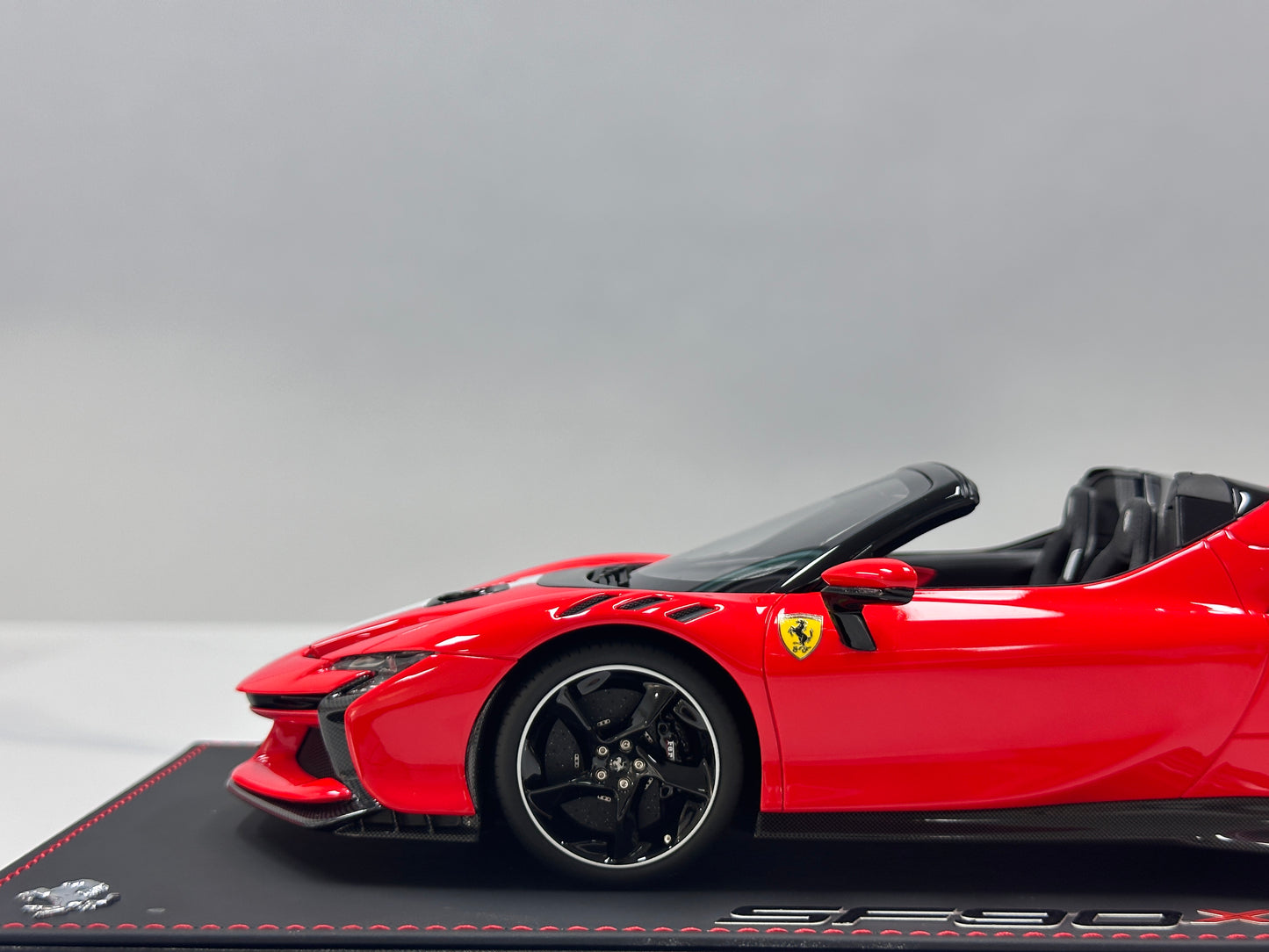 BBR 1/18 Ferrari SF90 XX Spider Red/White Livery P18238Q
