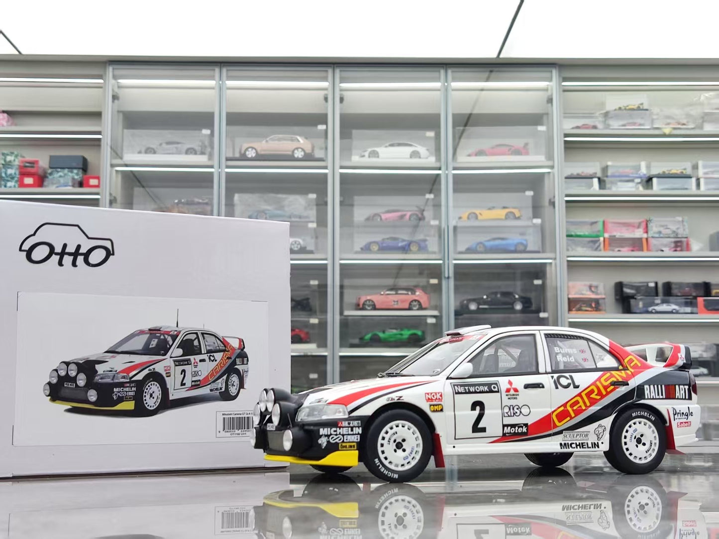 OTTO 1/18 Mitsubishi CARISMA GT GR.A R.BURNSRAC RALLY 1997 White paint OT1192