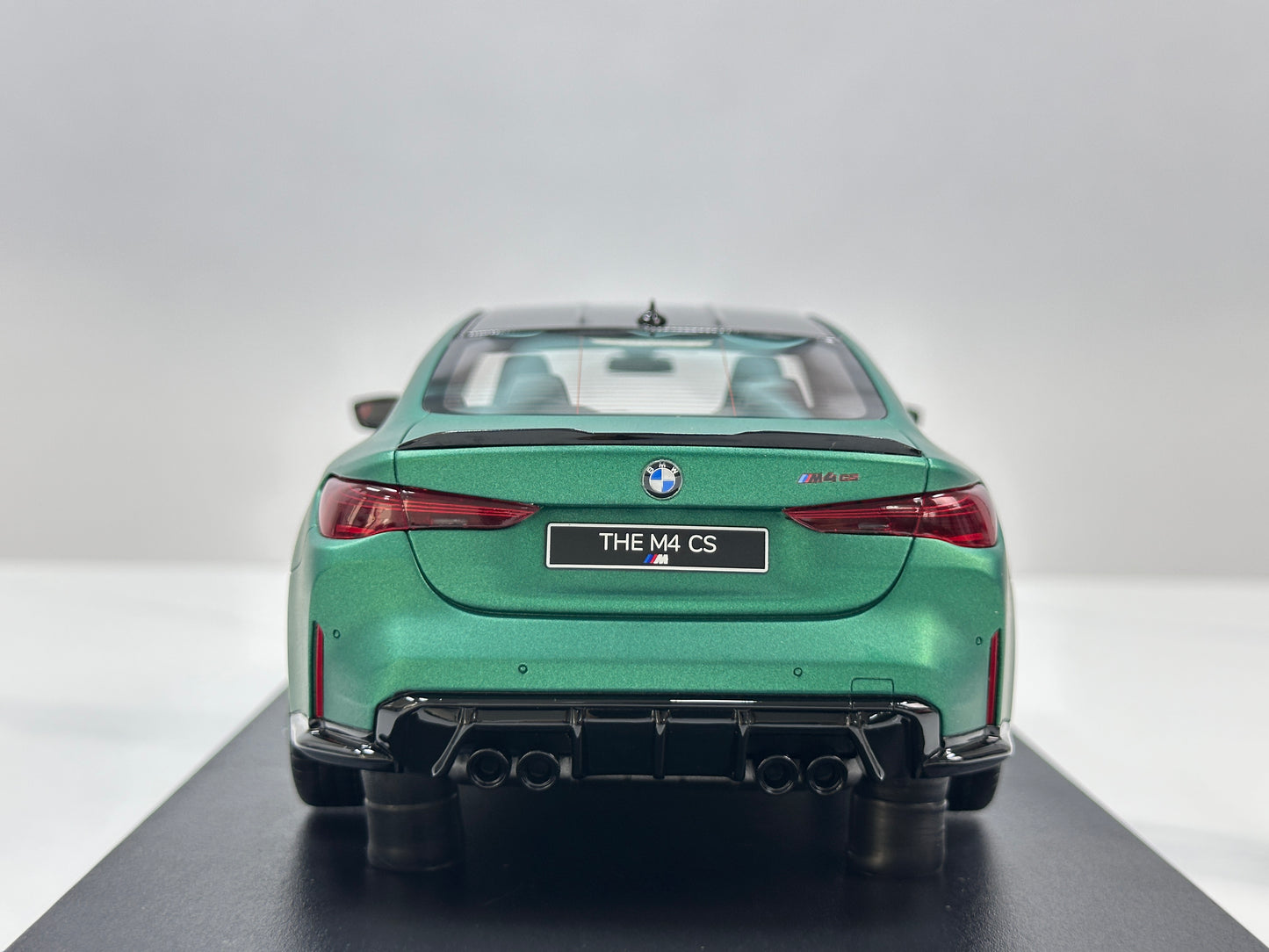 GT Spirit 1/18 BMW M4 CS Green GT994