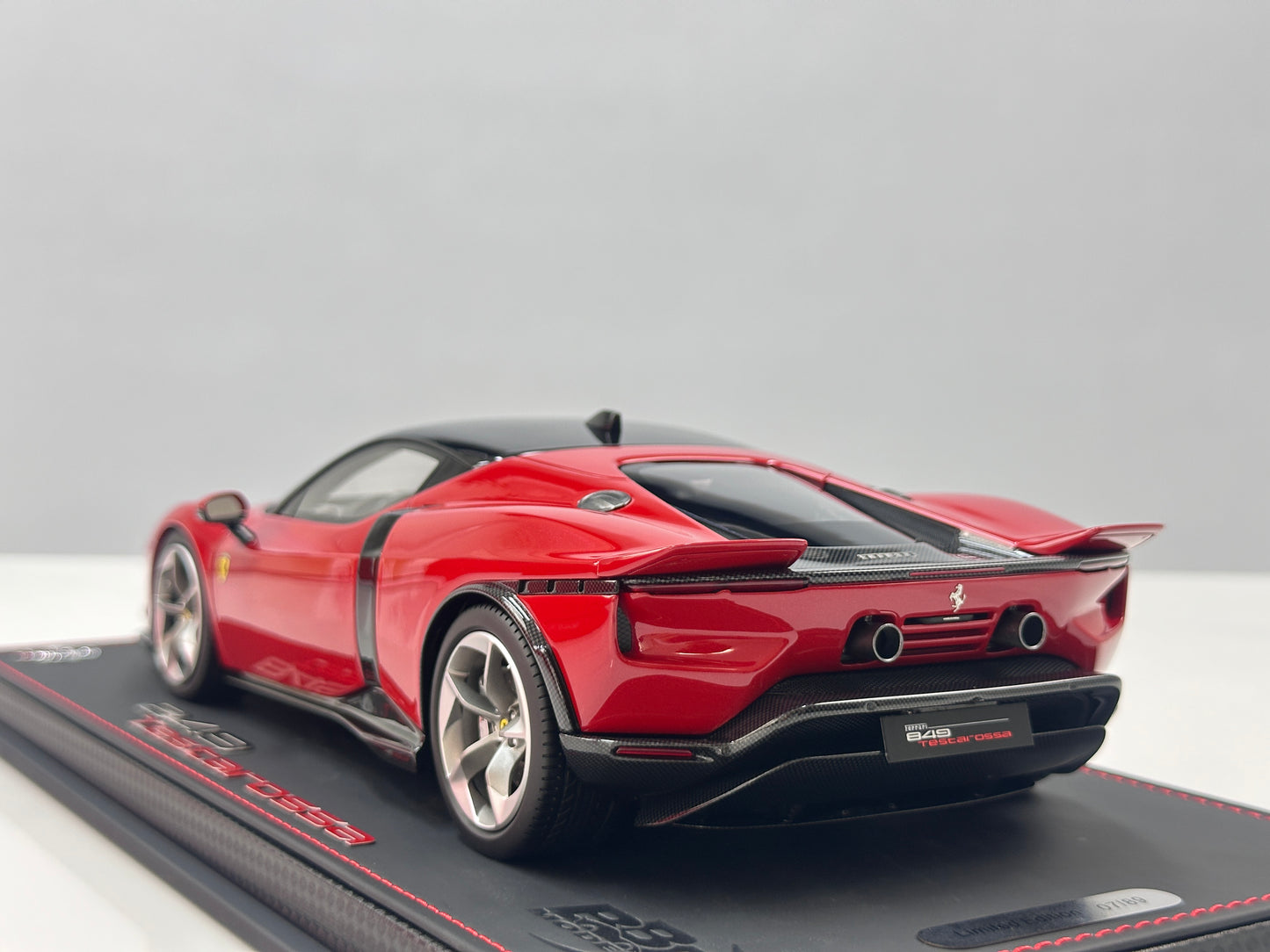 BBR 1/18 Ferrari 849 Testarossa Red P18275A