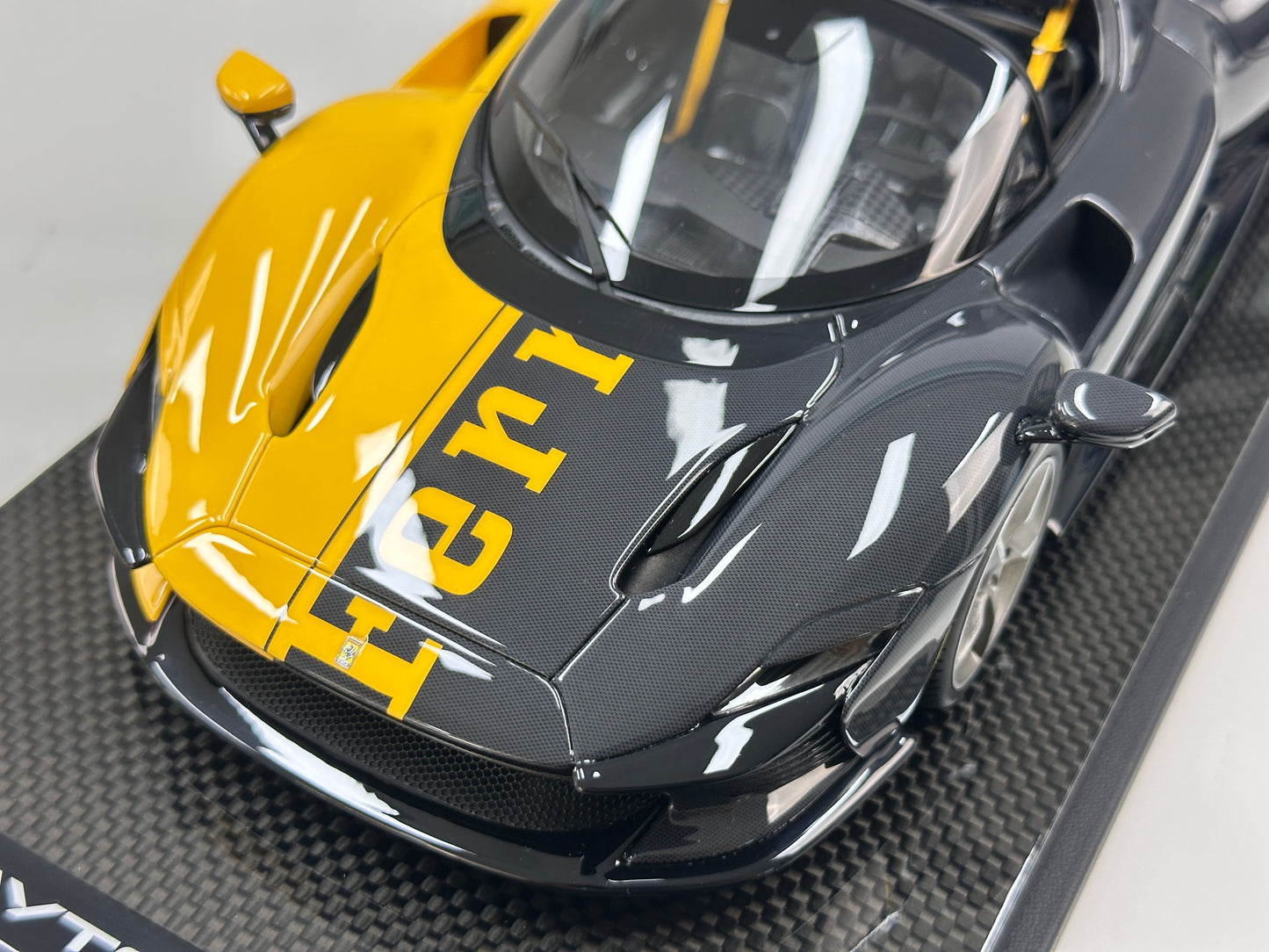 MR 1/18 Ferrari Icona Daytona SP3 Special Edition (599 Units) – Modena Yellow (FE036SE6)