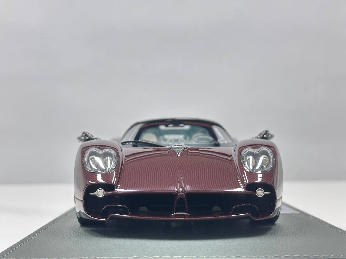 BBR 1/18 Pagani Utopia Roadster Full Carbon P18245A