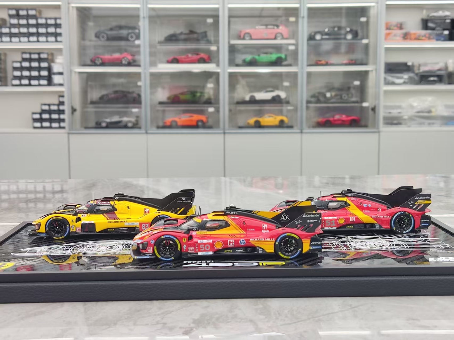 BBR 1/43 Ferrari 499P 2023, 2024, 2025 Le Mans Three-Year Champion - Leather Case Edition, Three-Car Set EX57CH-1