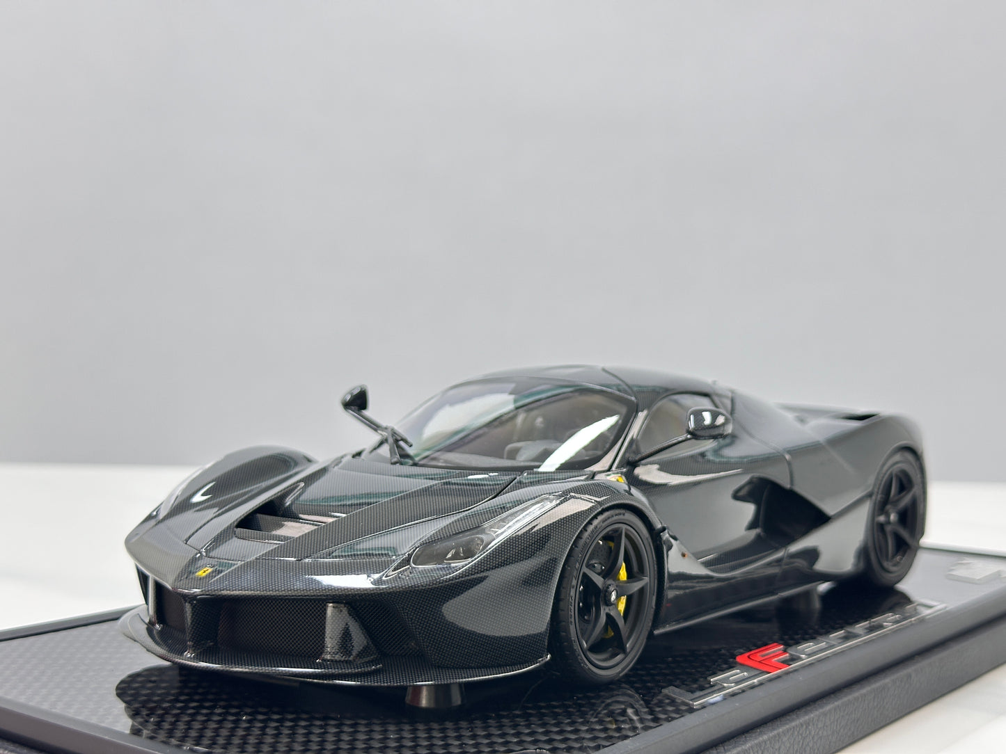 BBR 1/18 Ferrari LaFerrari, Alloy Alloy Fully Open, Carbon Fiber Sole, Black Knight BBR182244A