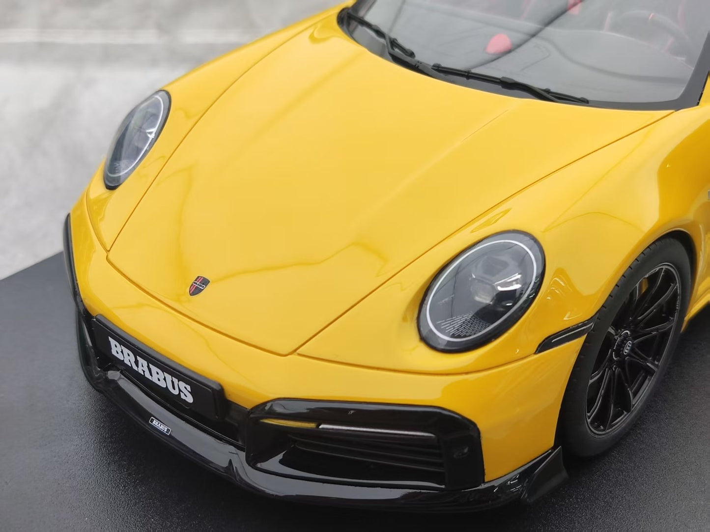 GT Spirit 1/18 Porsche Brabus 911 Turbo S Cabriolet Yellow CLDC047