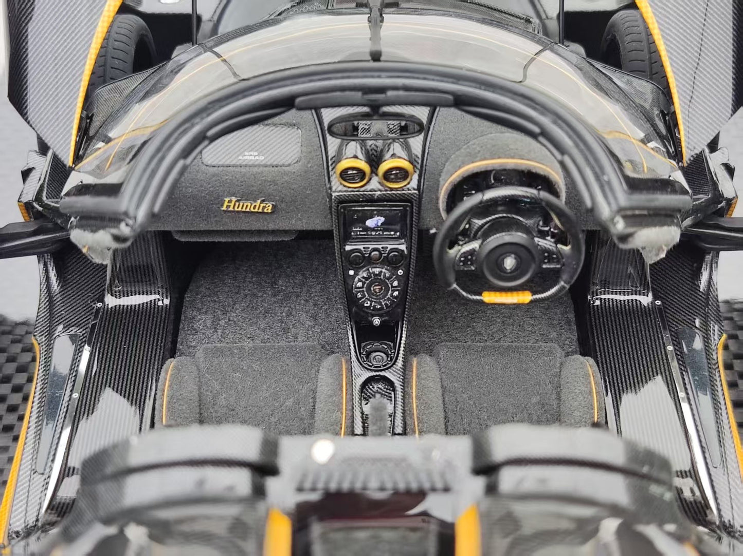 FRONTIART 1/18 Koenigsegg Agera S Hundra 7100 Carbon Gold Resin Full Opening FA187