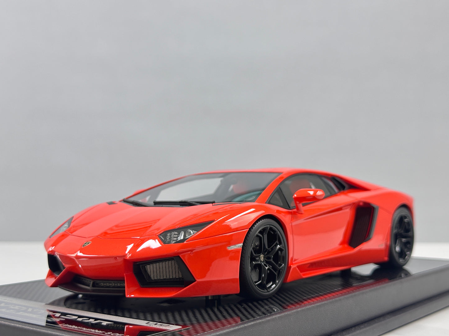 VMB 1/18 Lamborghini Aventador LP700-4 Orange VMB063