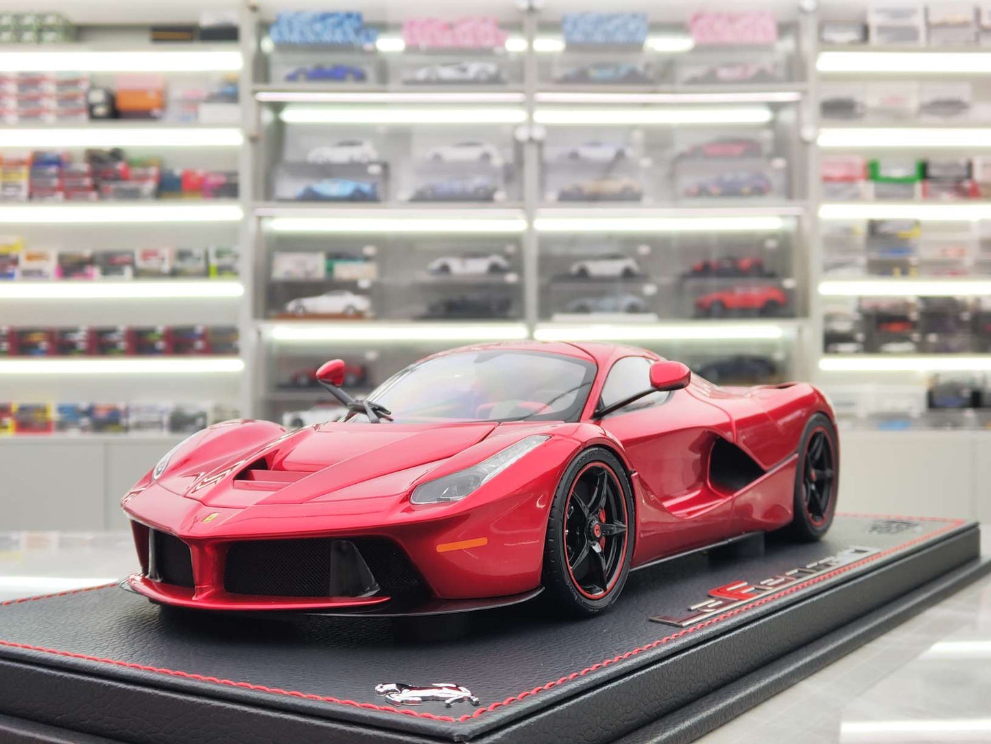 BBR 1/18 Ferrari LaFerrari Hamilton Alloy Full Open Version, Metallic Red, Leather Sole, BBR1822H8DIECH