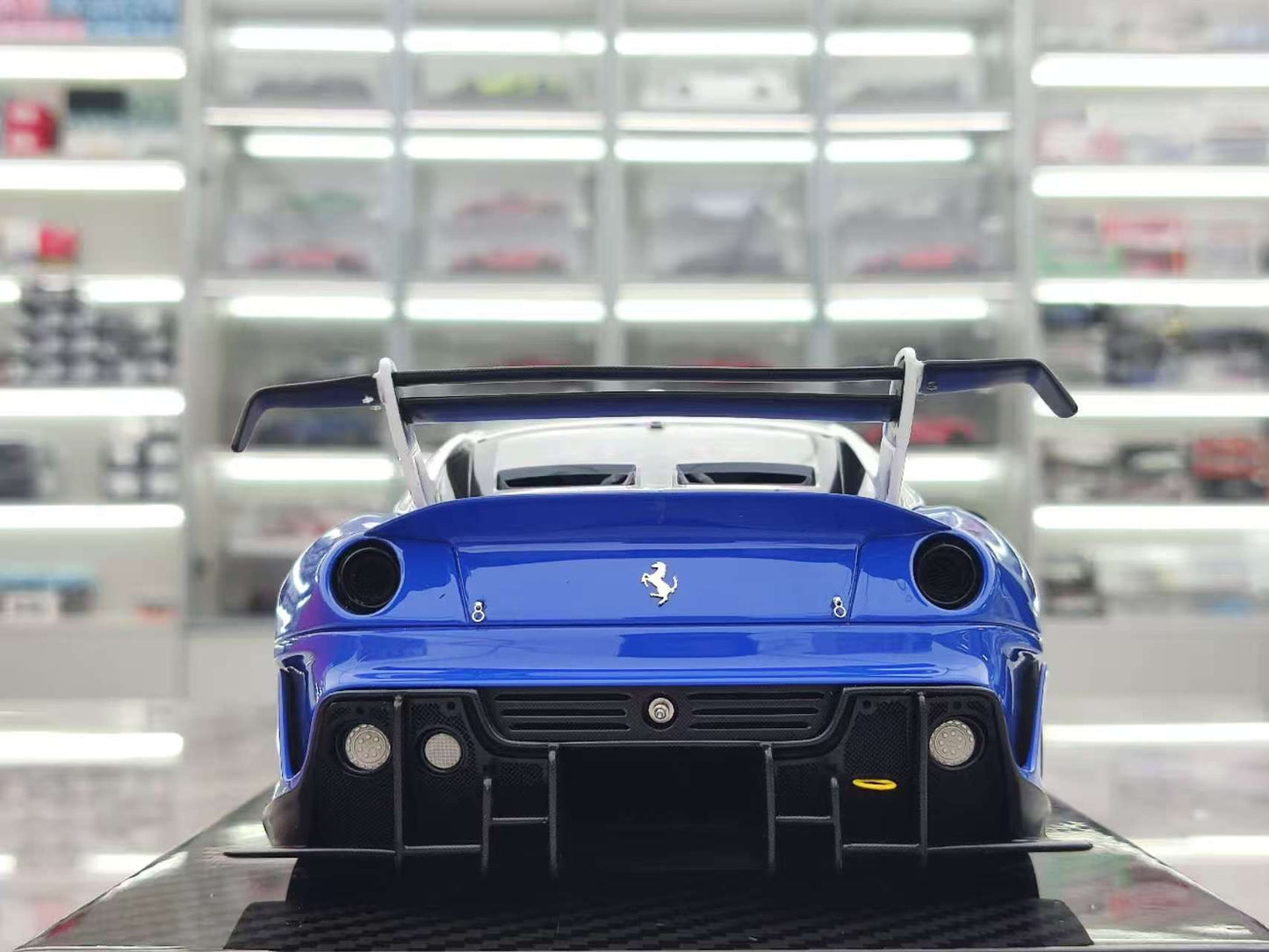 CE 1/18 Ferrari 599 XX EVO #70 Blue Model Car JS-CE021