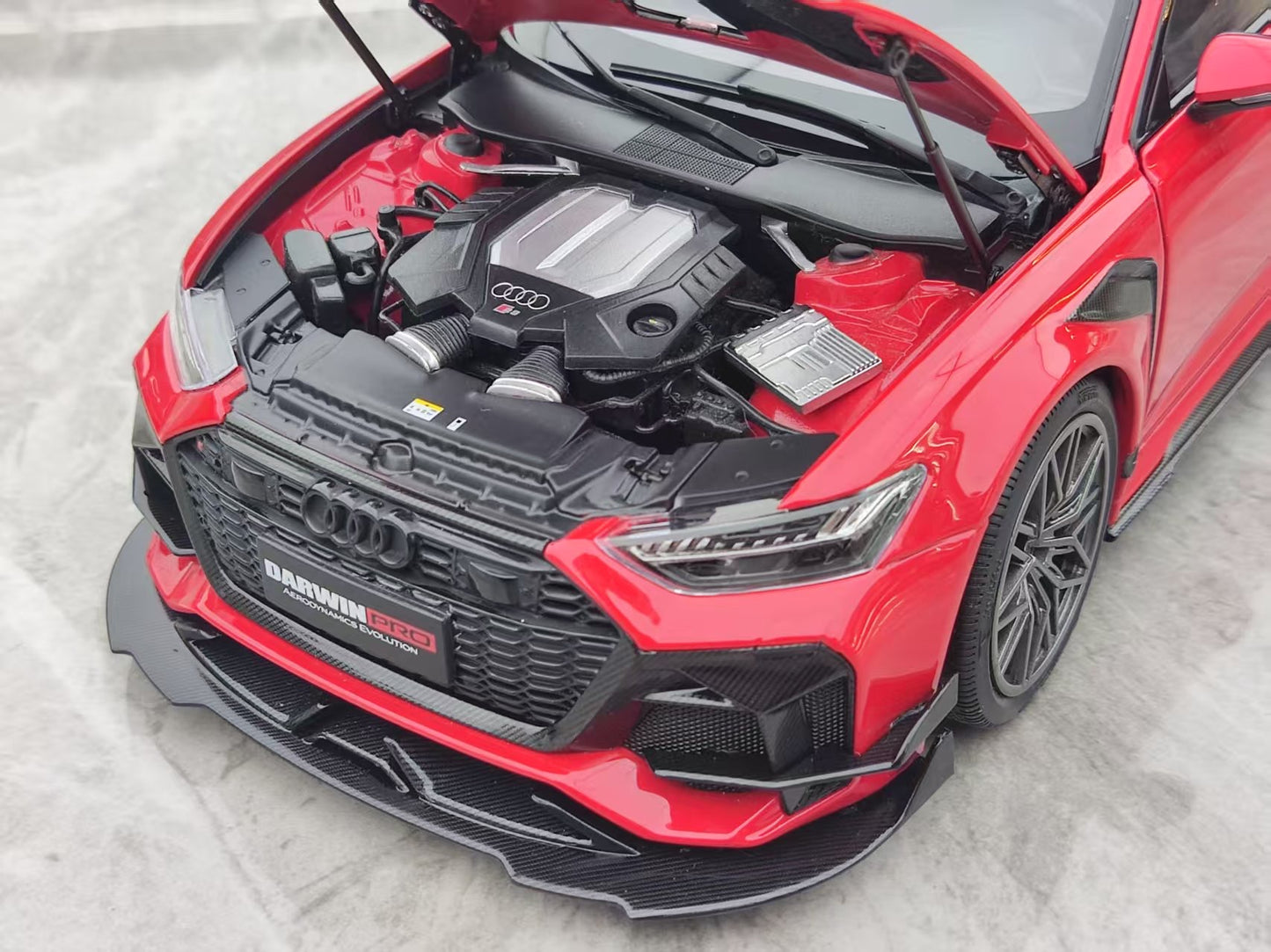 Kilo Works 1/18 Audi RS6 Red KW021
