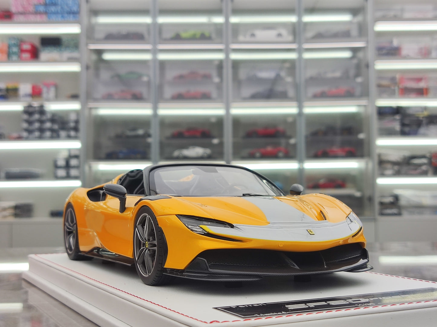 CE 1/18 Ferrari SF90 Spider Track Yellow Resin Car Model JS-CE014