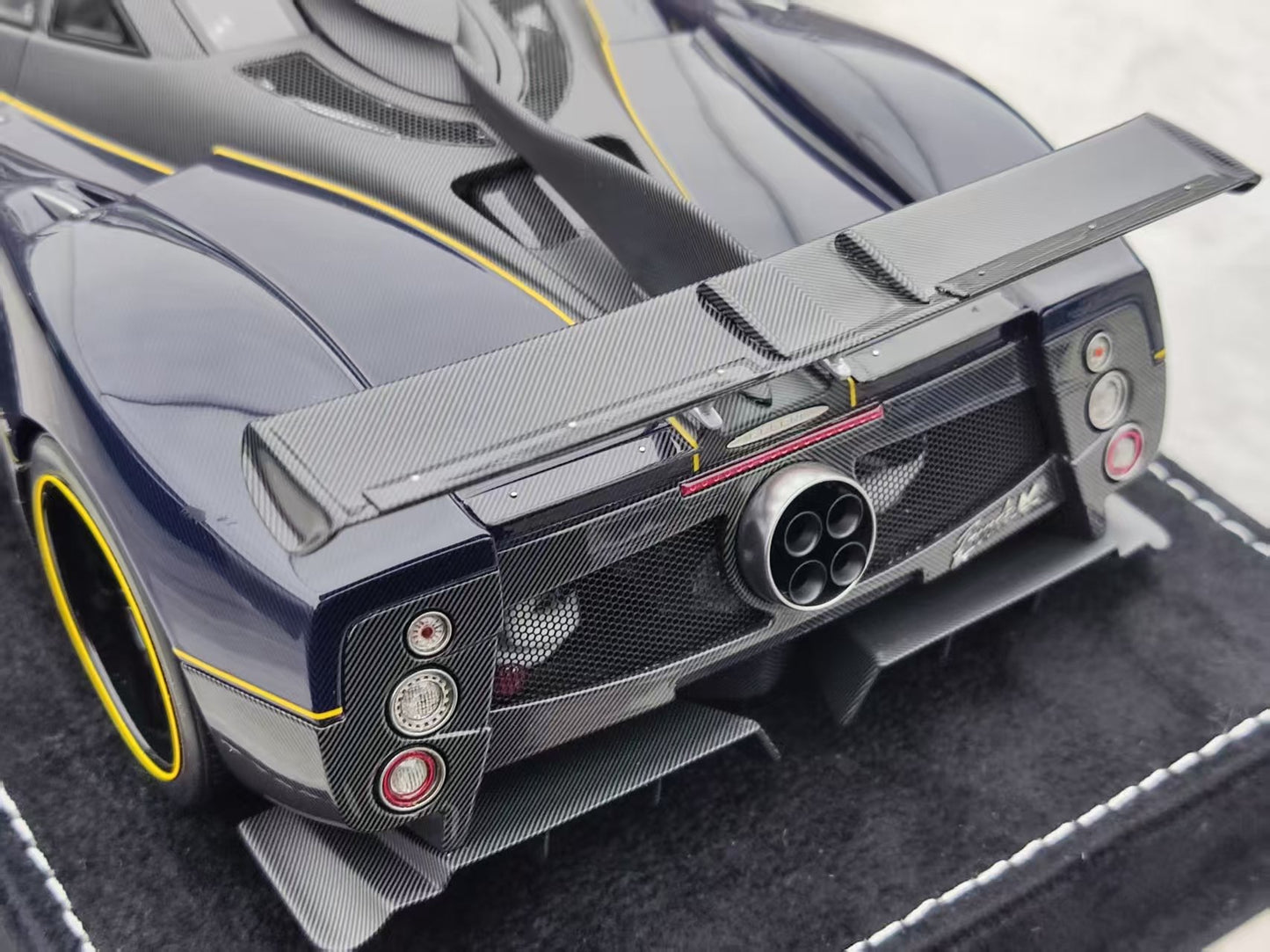 HH Model 1/18 Pagani Zonda Specials PS II HH559