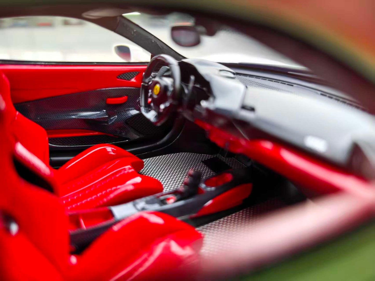 GH MODEL 1/18 Ferrari Novitec 488pista Glowing Green GH008