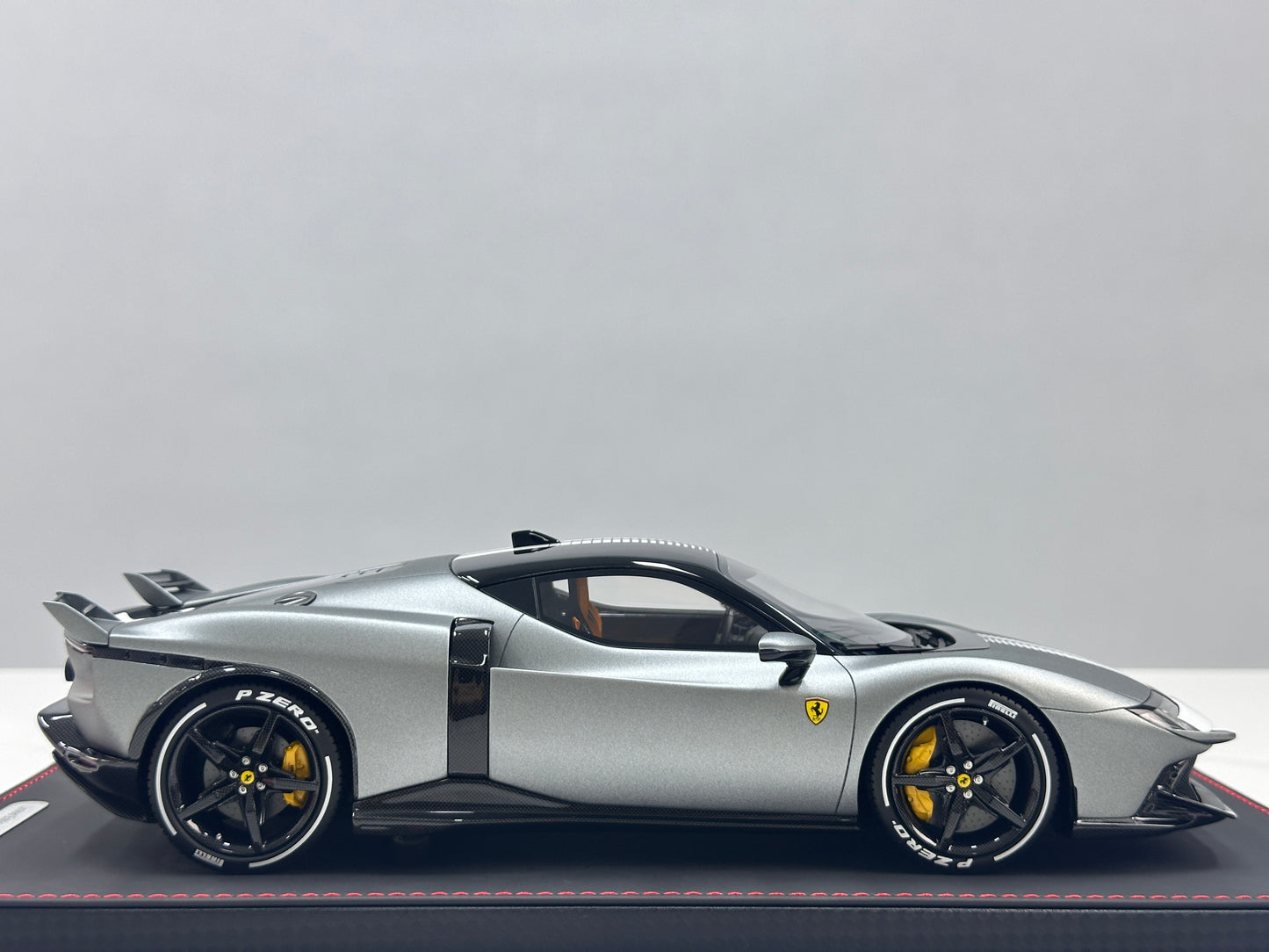 BBR 1/18 Ferrari Testarossa Assetto Fiorano – Matte Grey (Launch Color) with White Livery (P18276A)