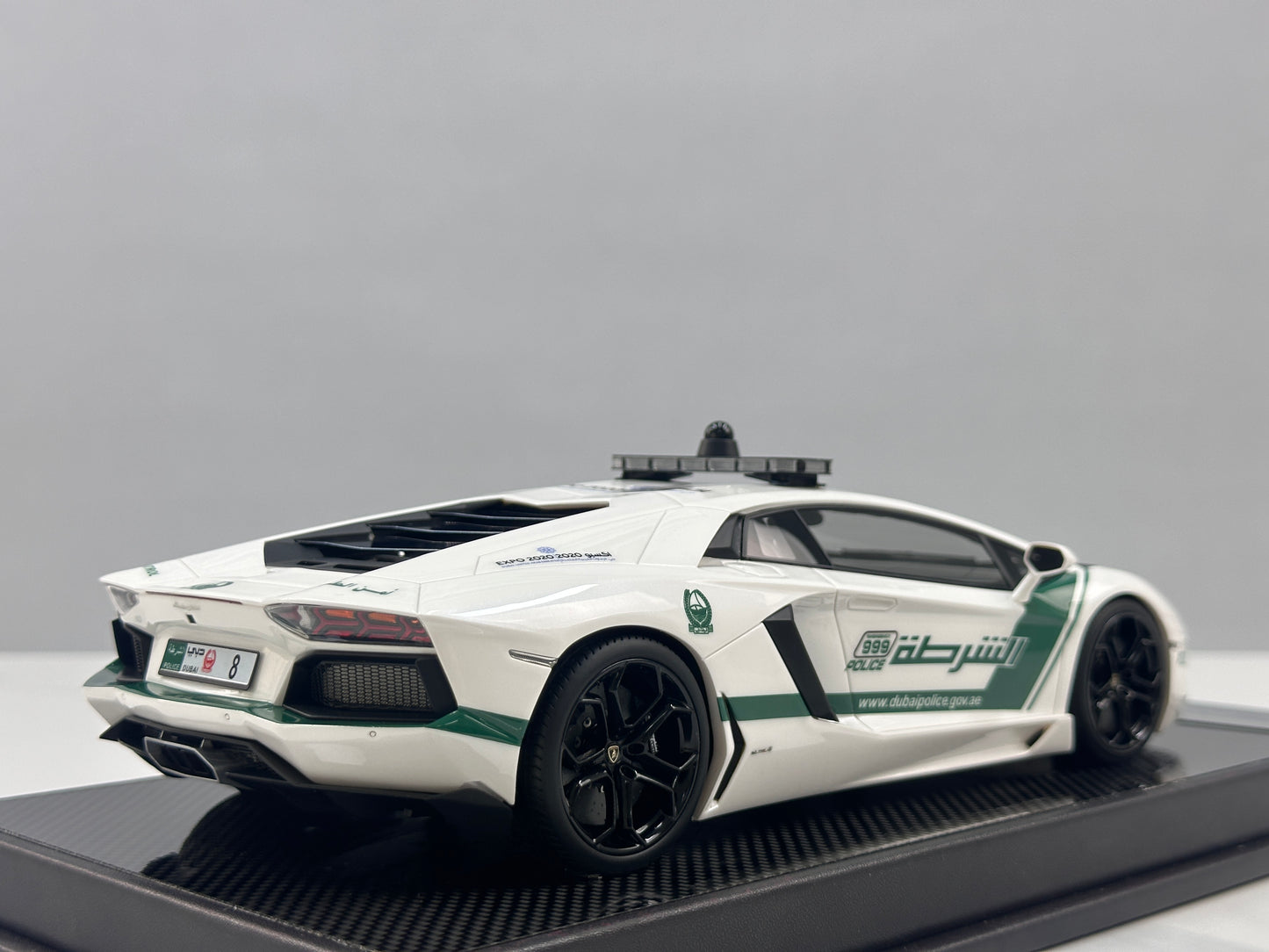 VMB 1/18 Lamborghini Aventador LP700-4 Special Edition Dubai Police Livery VMB067