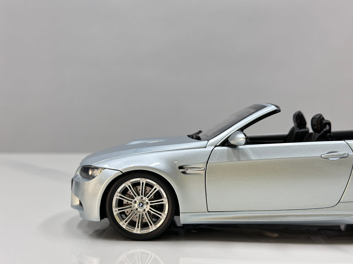 KYOSHO 1/18 BMW M3 Convertible (E93M) Silver 08738SS