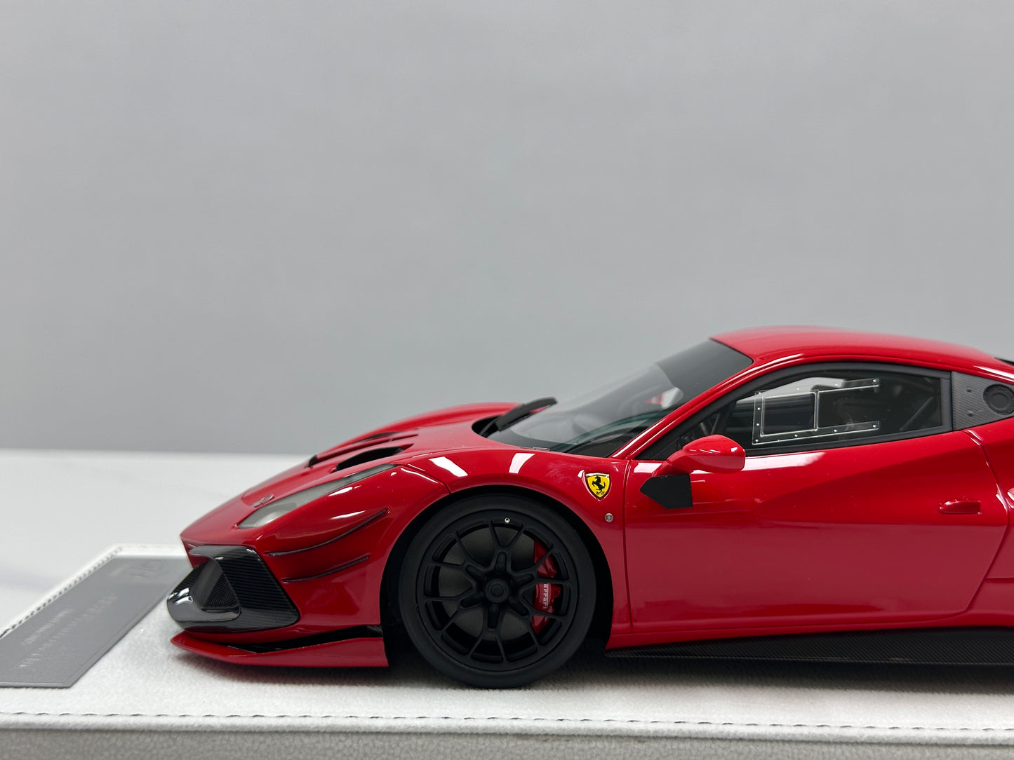 GH MODEL 1/18 Ferrari 488 Challenge Evo Standard Red GH019