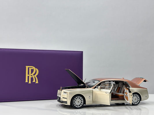 ZP 1/18 Rolls-Royce Phantom VIII Rose Gold/Champagne Gold ZP121