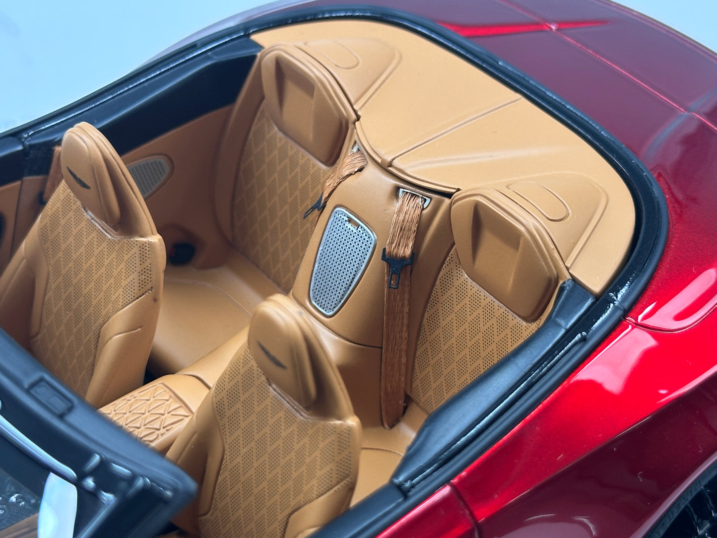 Xiaoguang Model & MotorHelix 1/18 Aston Martin DB12 Volante Convertible – Volcano Red Metallic (MH388)
