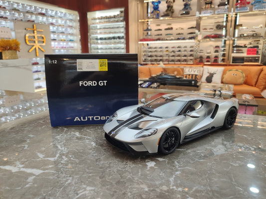AUTOart 1/12 Ford GT 2017 Plateado AA186