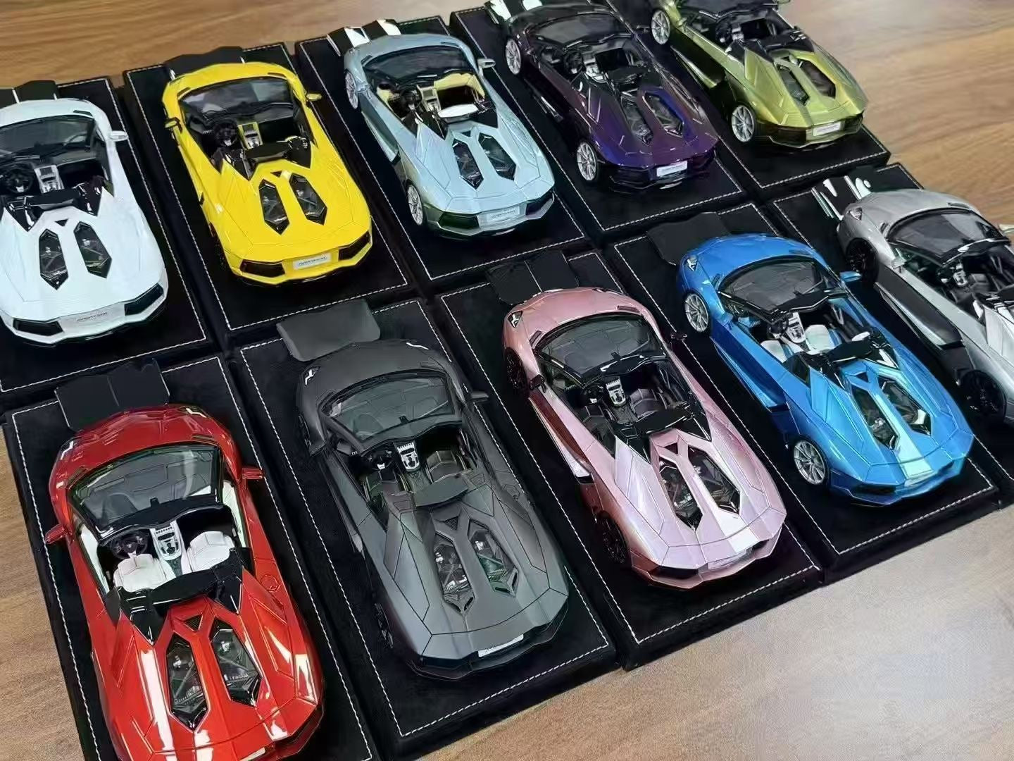 HH Model 1/18 Lamborghini LP700-4 Roadster Resin Car Model